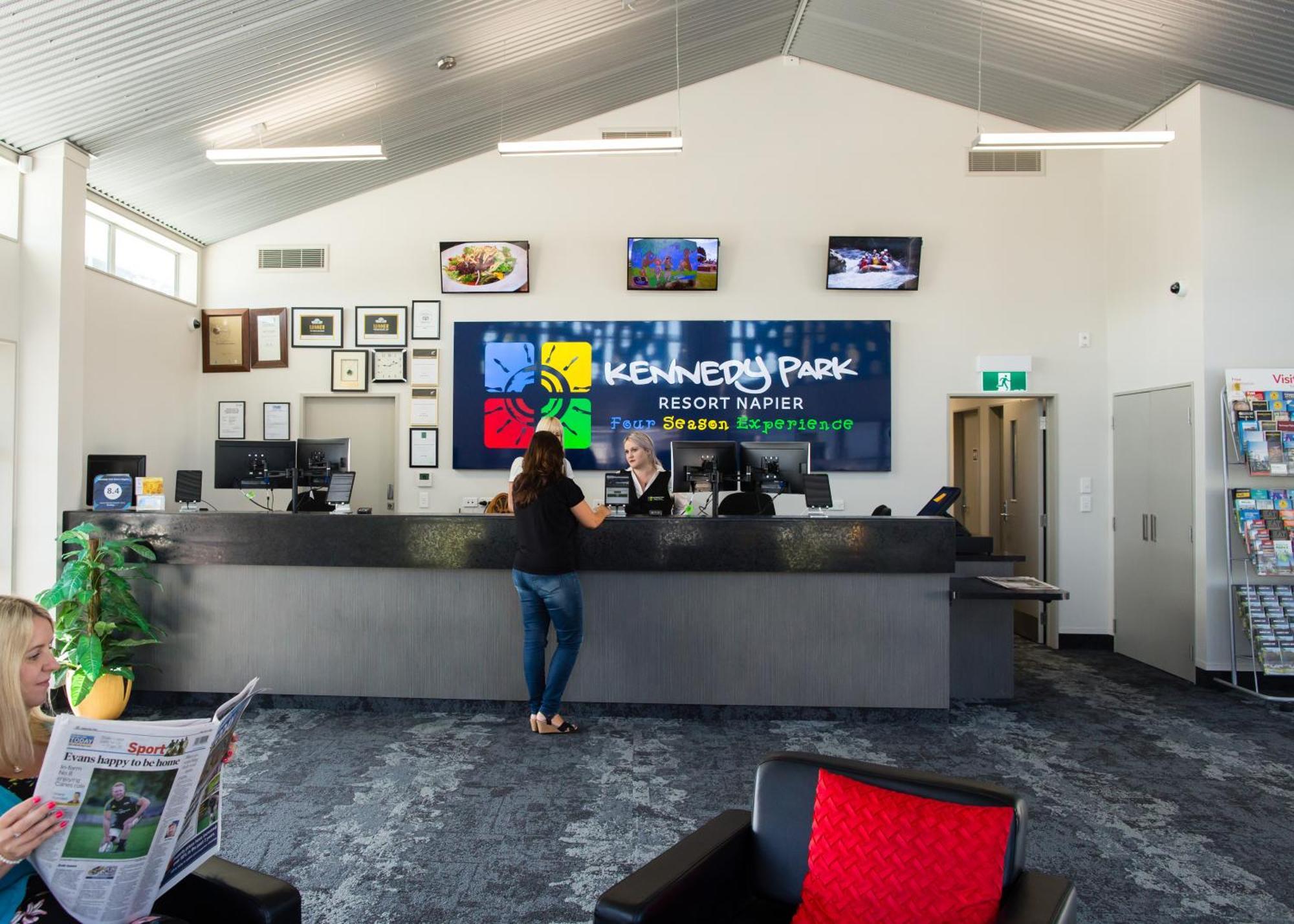 Kennedy Park Resort Napier Exterior foto